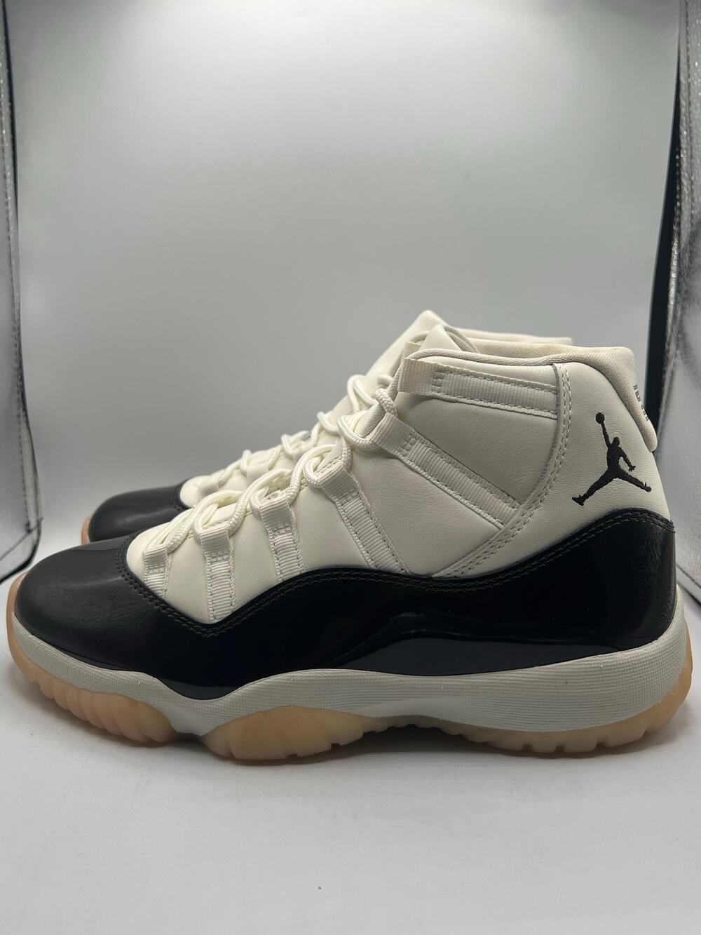 Air Jordan 11 Retro Wmns ‘Neapolitan’ size 8.5w